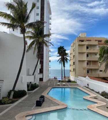 Marina del Sol Resort - beautiful 2 bdrm Sleeps 8 -Ocean front