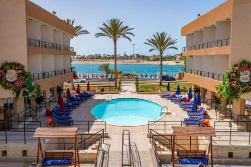 Marina Eye Resort - Alamien Marina Plaza