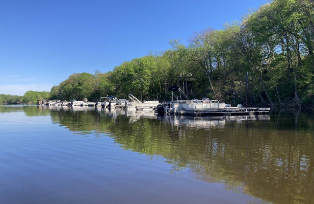Marina getaway located on the back sloughs of the mighty Mississippi.