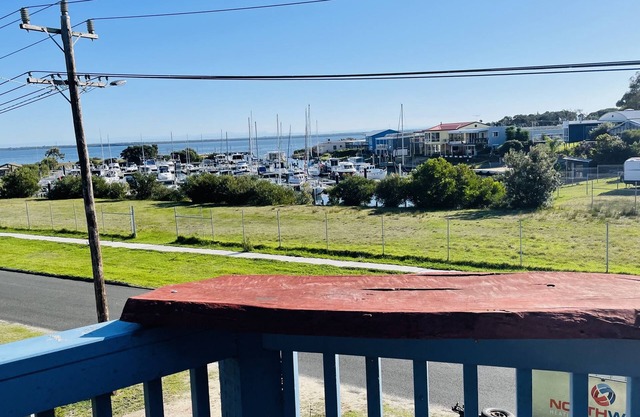 Marina Quays Upper Deck - amazing views over marina, dog friendly