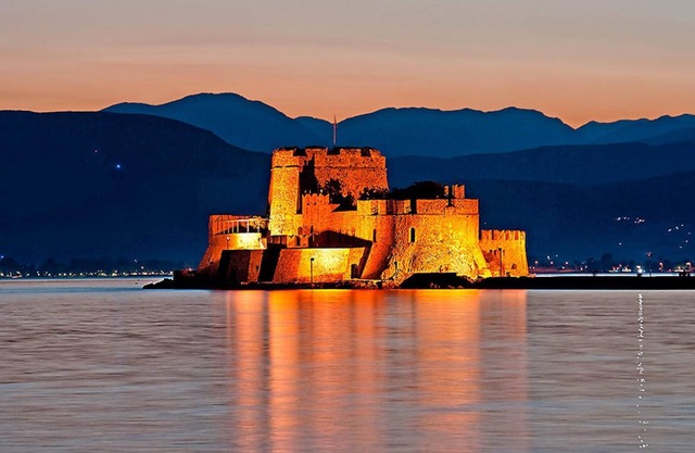 Marina s Bright Getaway - Nafplio Center House