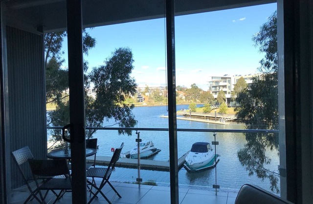 Marina View Apartment en el río Maribyrnong