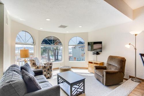 Marina Views! Watch the Boats! Walk to Everything! Unit 3