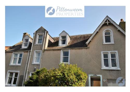 Mariners Retreat- spacious apartment in Crail