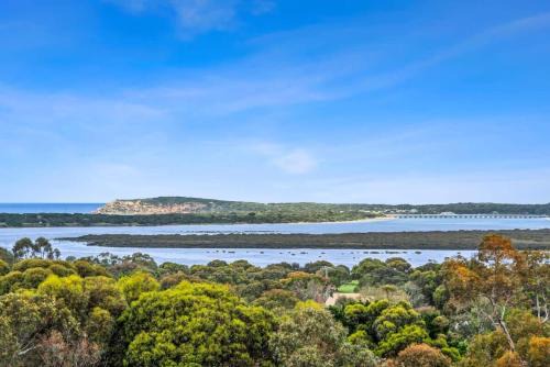 Mariners Retreat Unrivalled Ocean and River Views