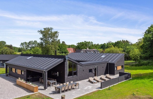 "Marinus" - 800m from the sea by Interhome