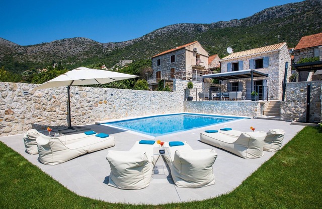 Mariva Exclusive Pool House with Adriatic Sea View