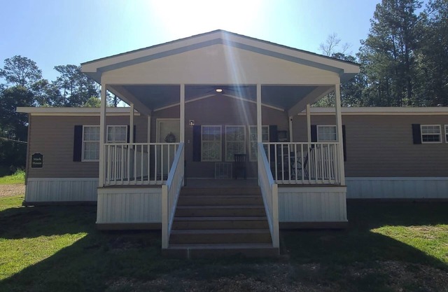 Mark House with lots of space for 16 guest in quiet country setting.