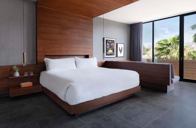 MARQUEE Playa Hotel