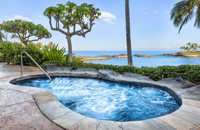 Marriott Ko Olina Beach Front Resort 2 bedroom mountain view for Christmas!