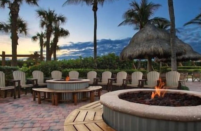 Marriott's Ocean Point Resort, Palm Beach Shores, Beachfront