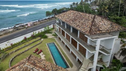 Marshmallow Bay Boutique Hotel & Surf Point Adults Only