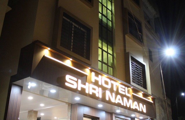 Maruti Group of Hotels - Hotel Shri Naman