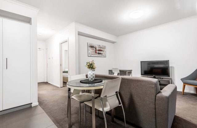Marvellous 1 Bedroom Apartment