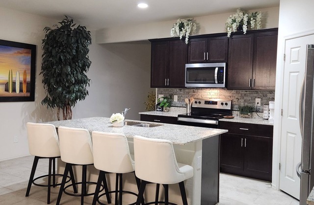 Marvelous 4-bedroom house with AC in Maricopa