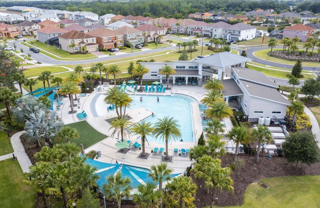 Elegante 5 Cama 4. 5Bath Pool Home by Disney - en Luxury Veranda Palms