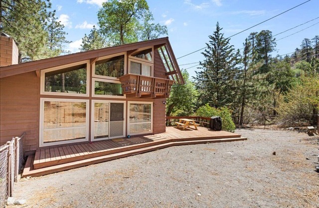 Marvelous Quite 2BR Cabin in Wrightwood
