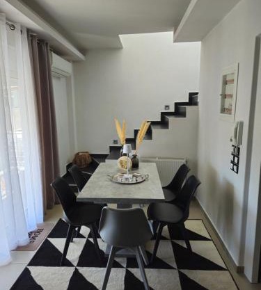 Mary's luxury apartment Nemea