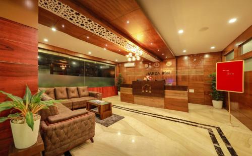 MARZA INN