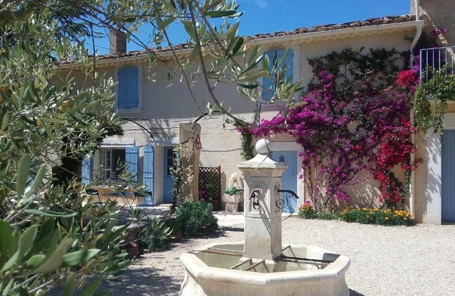 Mas des Bougainvillees