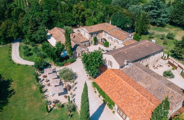 Mas des Comtes de Provence