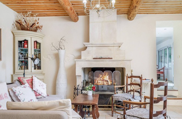 Mas du Rocher | Piscina, Petanca y Chimenea