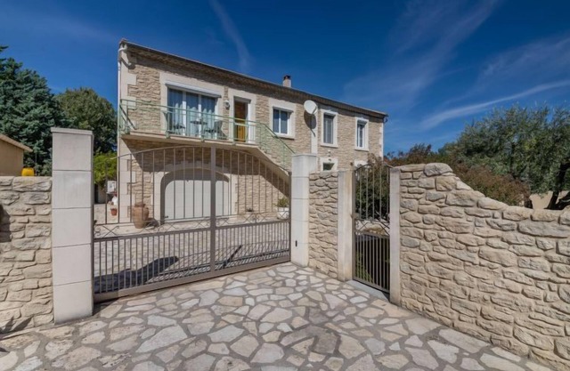 Mas Madelon by Interhome