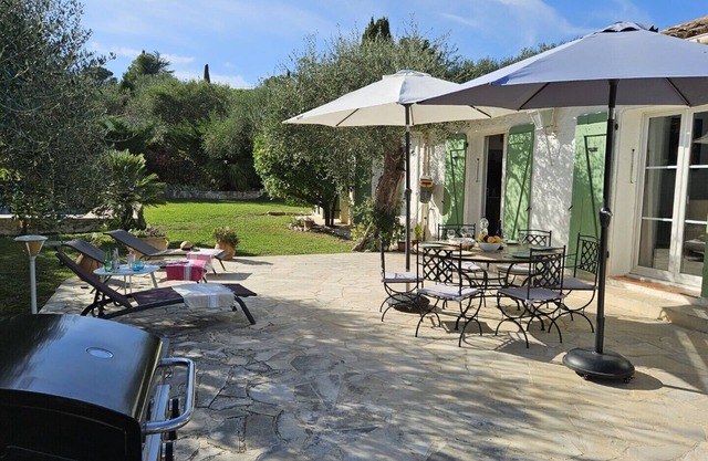 Mas Provençal Plein Pied 150m2 Clim Piscine au Calme