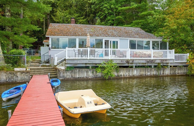 ¡Se admiten mascotas en Berkshires Home w / Dock & Fire Pit!