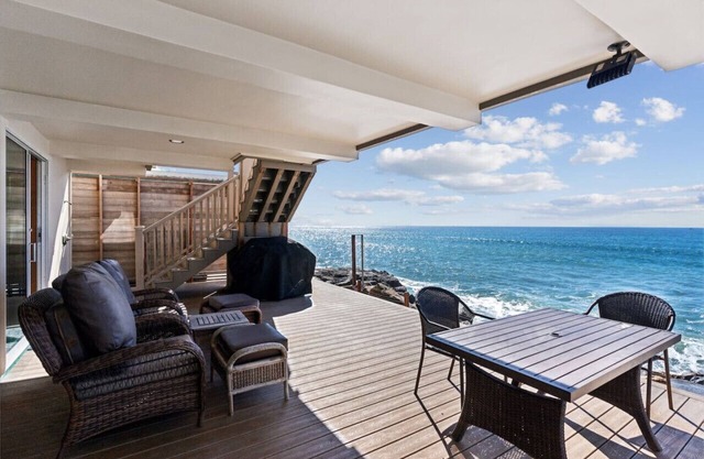 Massive 3 bedroom on the sand!