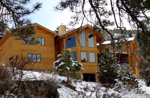 Casa de montaña de lujo masiva ideal para familias (# 3008)