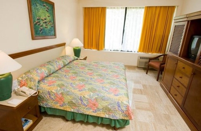 Dormitorio principal en el Sea Garden Resort, Acapulco