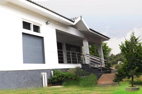 Master -Hill Valley Cottage