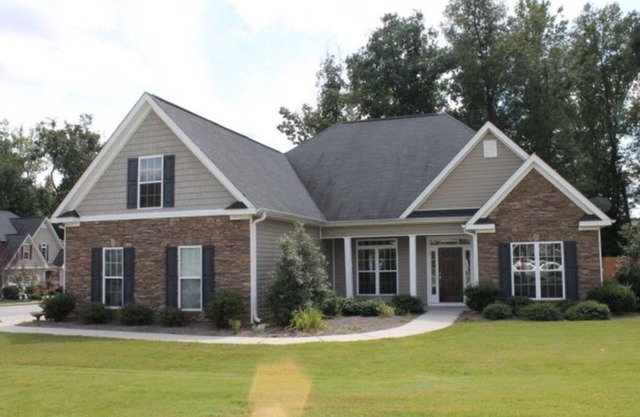 Masters rental. Spacious house in lovely Grovetown. Sleeps 6