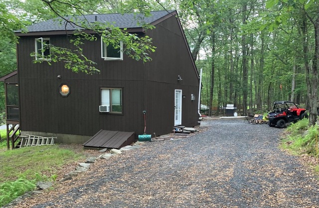 Masthope Community Charming Chalet 3 day min stay.