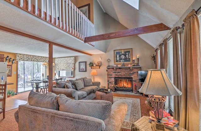 Masthope Home w / Pool & Lake Access - Esquí Big Bear!