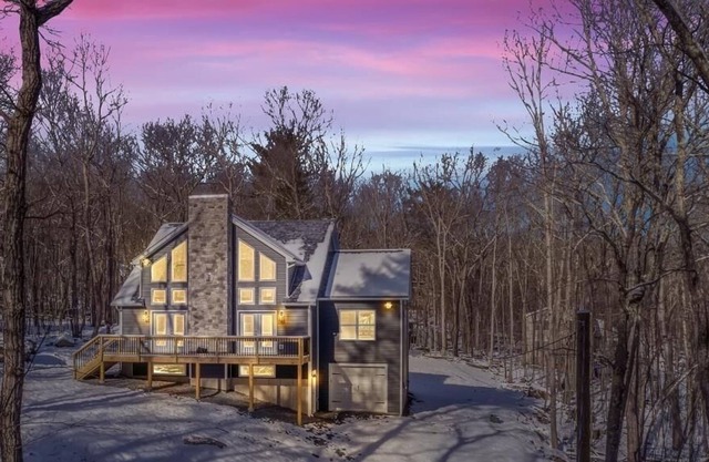 Masthope Mountain Community Just Built- Sprawling Chalet w/ Hot Tub