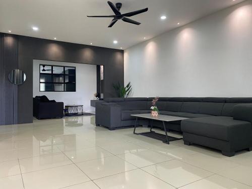 Matang Jaya Kuching Homestay