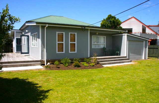 Matapouri Cottage - Matapouri Holiday Home