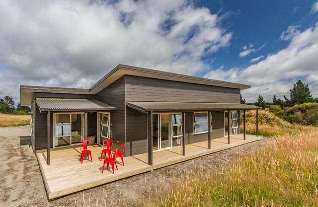 Matapuna Lodge - Horopito Holiday Home