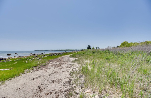 ¡NUEVO! Casa Mattapoisett con 7 acres y playa privada
