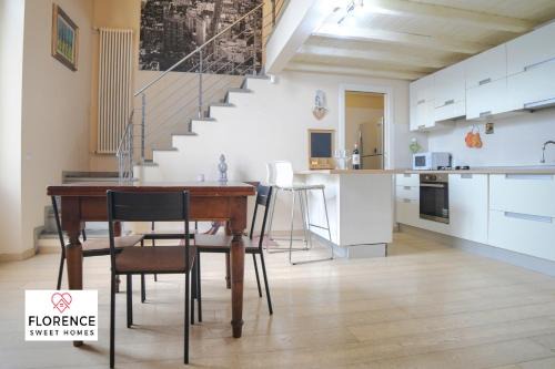 Matteotti Apartment by Florence Sweet Homes