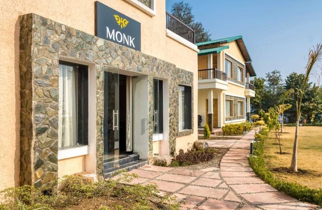 MAULIK RETREAT