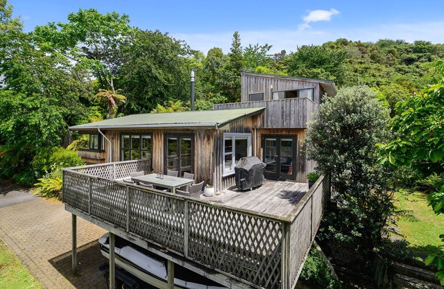 MAUNGA-MOANA EN TARAWERA