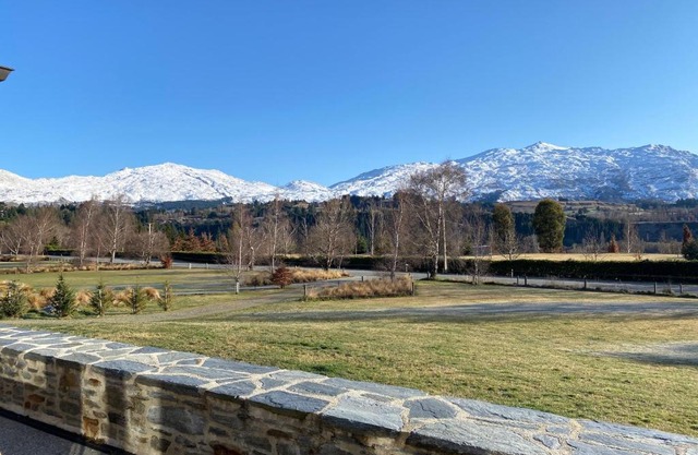 Maunga View