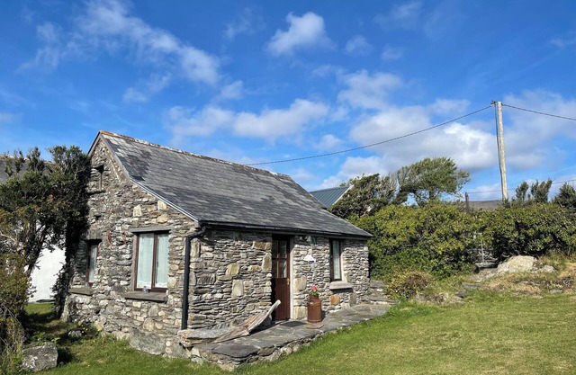 Maura’s Cottage on the Coast