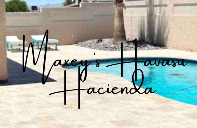 Maxey’s Havasu Hacienda, Private Pool, Lake View and Large Detached Game Room.