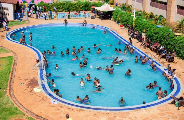 Maxland Hotel Juja