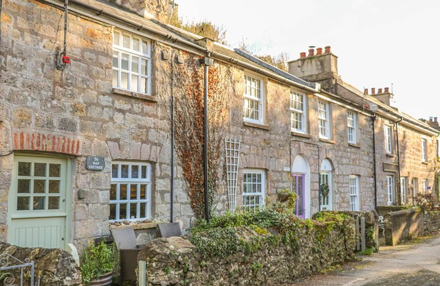 May Cottage, PENTEWAN