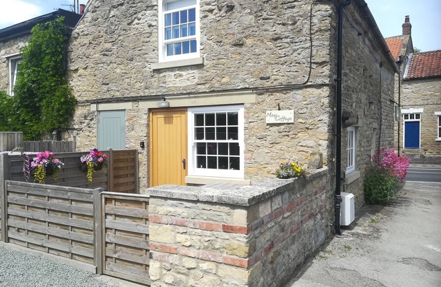 May Cottage, SNAINTON